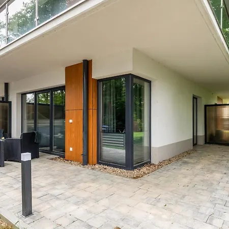 Luxurious Little Laguna & Gym By Renters Prestige Apartmanhotel